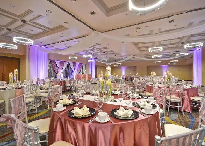 Doubletree By Hilton Phoenix North